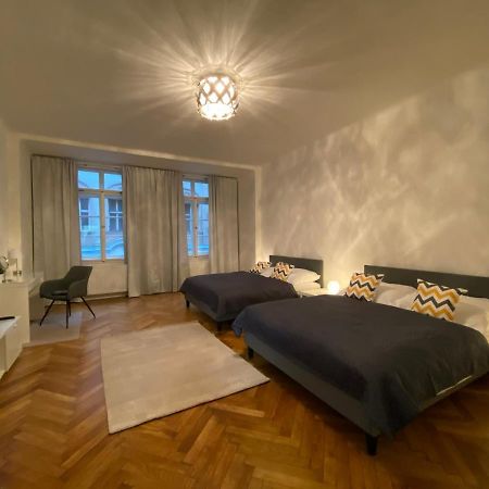Spacious Apartment On Wenceslas Square Πράγα Εξωτερικό φωτογραφία