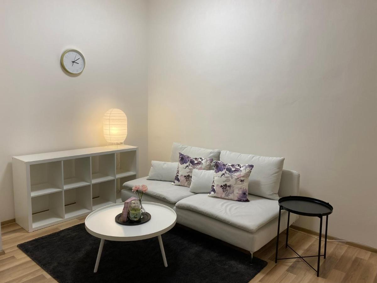 Spacious Apartment On Wenceslas Square Πράγα Εξωτερικό φωτογραφία
